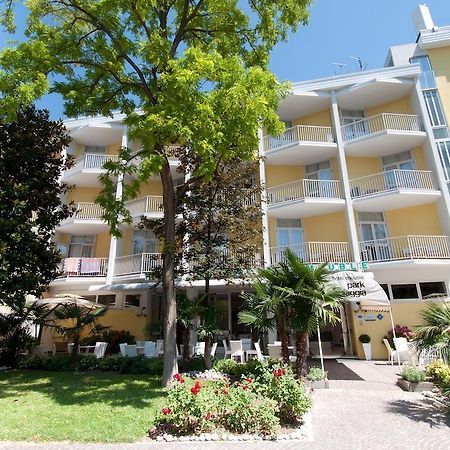 Hotel Park Spiaggia Grado Exterior photo